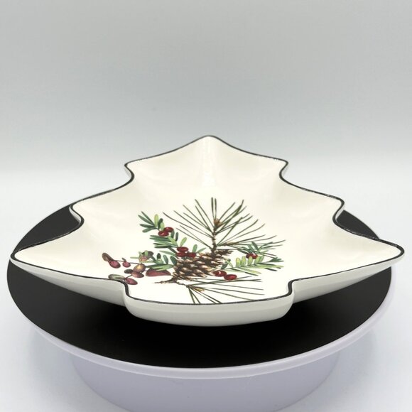 Lenox Tree Shaped Dish Etchings Collection Catherine  Christmas 7.5" - Picture 3 of 7
